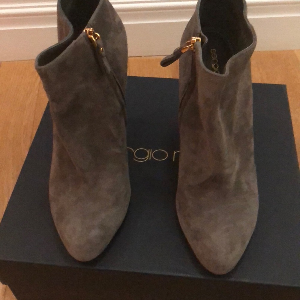Sergio Rossi Malik’s suede bootie